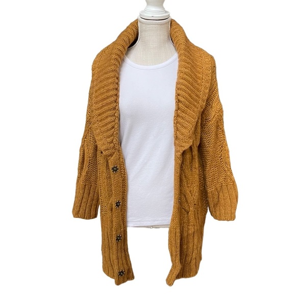 Ann Taylor Loft Alpaca Chunky Cable Knit Medium Length Cardigan Sweater Size: M - Picture 2 of 10